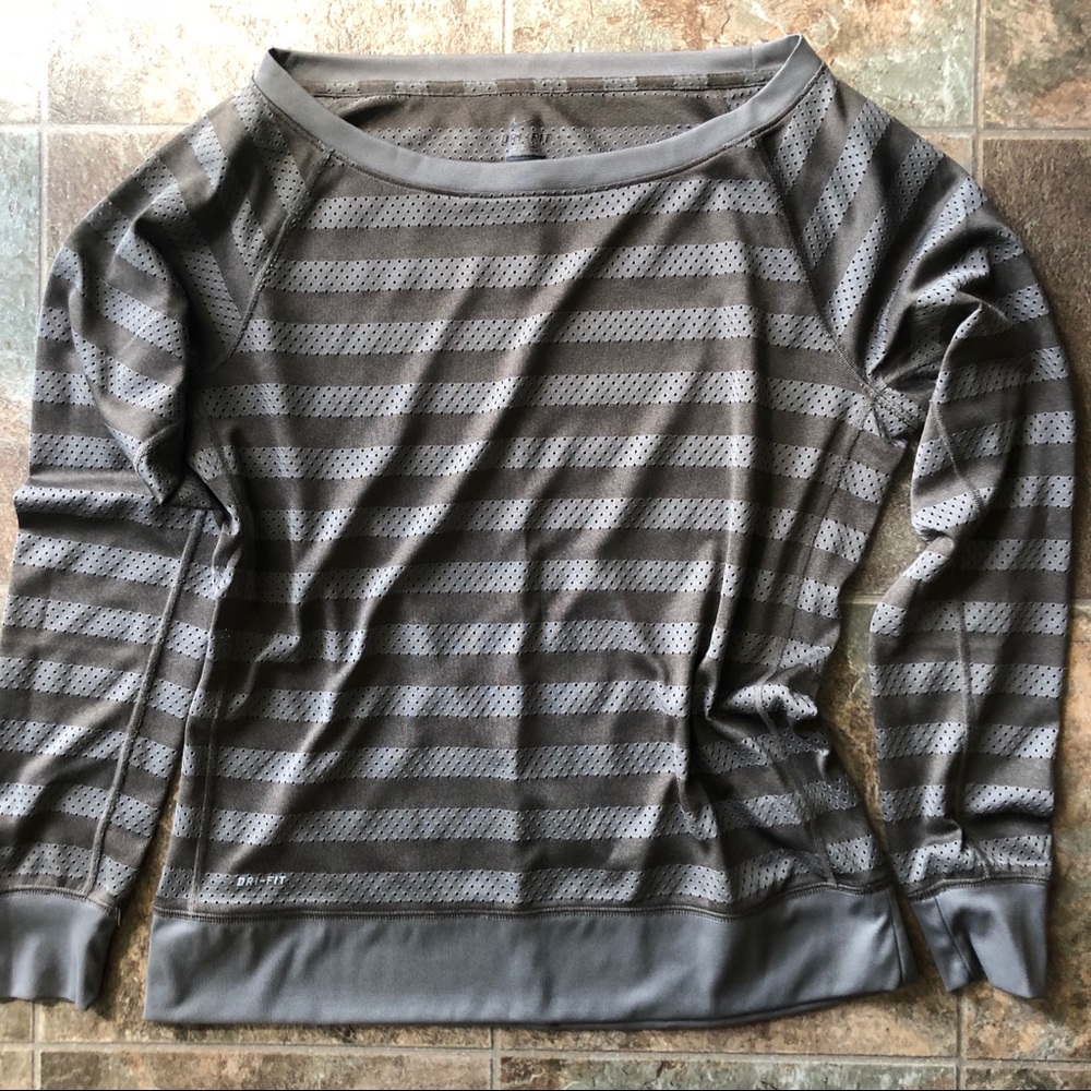 Nike Slouchy Mesh Top